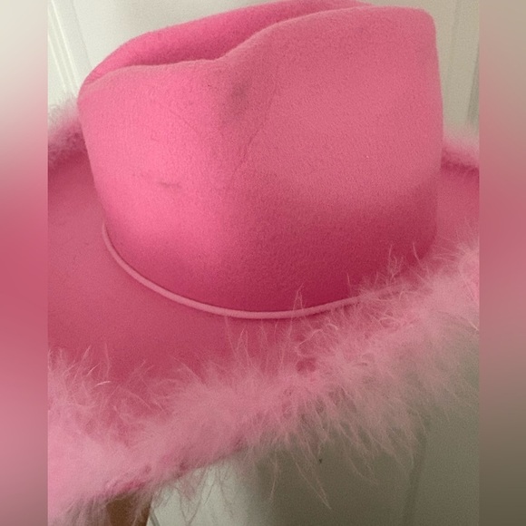 🎀DIY PINK COWBOY HAT WITH FEATHER EDGE🎀 - Picture 3 of 4